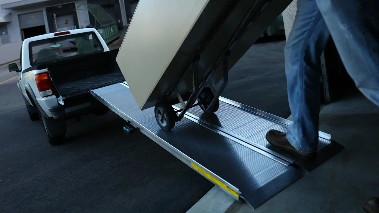EZ-ACCESS® TRAVERSE™ Singlefold Portable Loading Ramp (8 Foot) EZ-Access