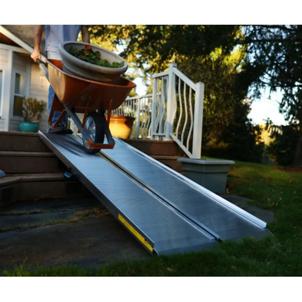 EZ-ACCESS® TRAVERSE™ Singlefold Portable Loading Ramp (6 Foot) EZ-Access