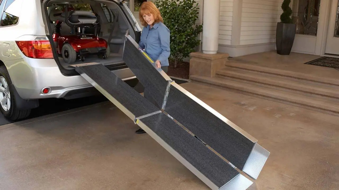 EZ-ACCESS® SUITCASE® TRIFOLD® AS Ramp (5 Foot) EZ-Access